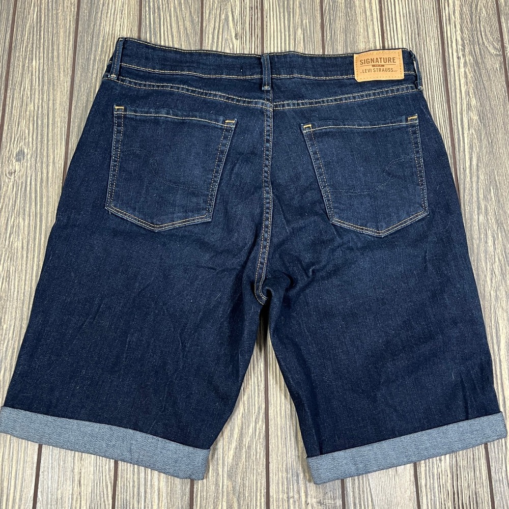Signature Levi Strauss Bermuda Shorts Wmn 10 Blue Denim Cuffed Stretch Dark Wash